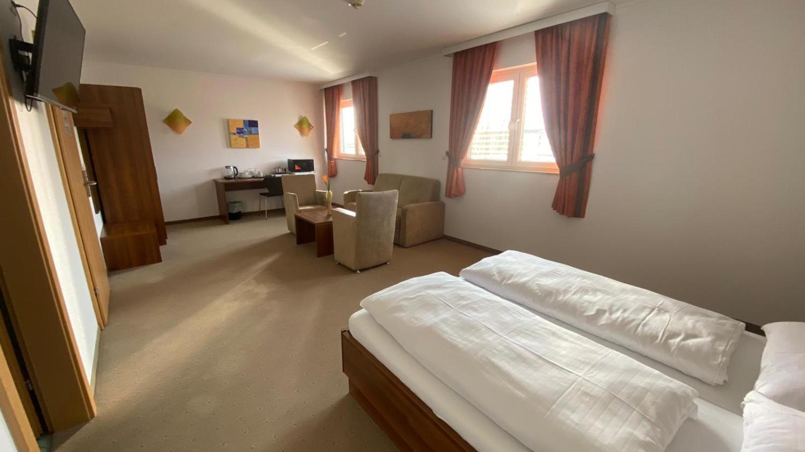 Hotel Weinland Donnerskirchen Pokoj fotografie
