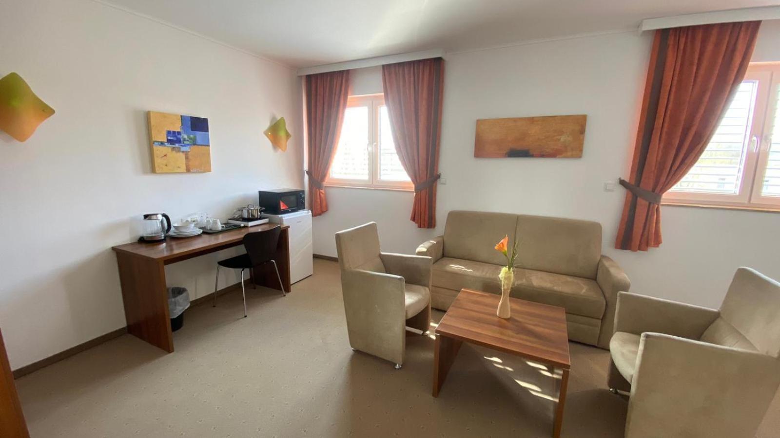 Hotel Weinland Donnerskirchen Pokoj fotografie