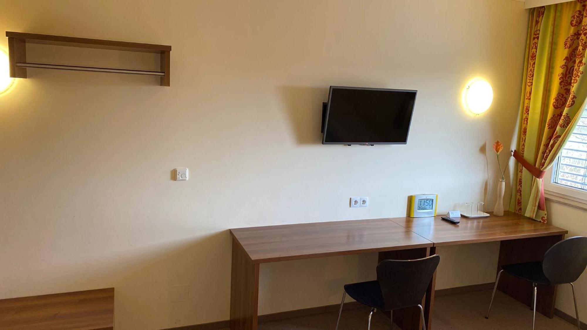 Hotel Weinland Donnerskirchen Pokoj fotografie