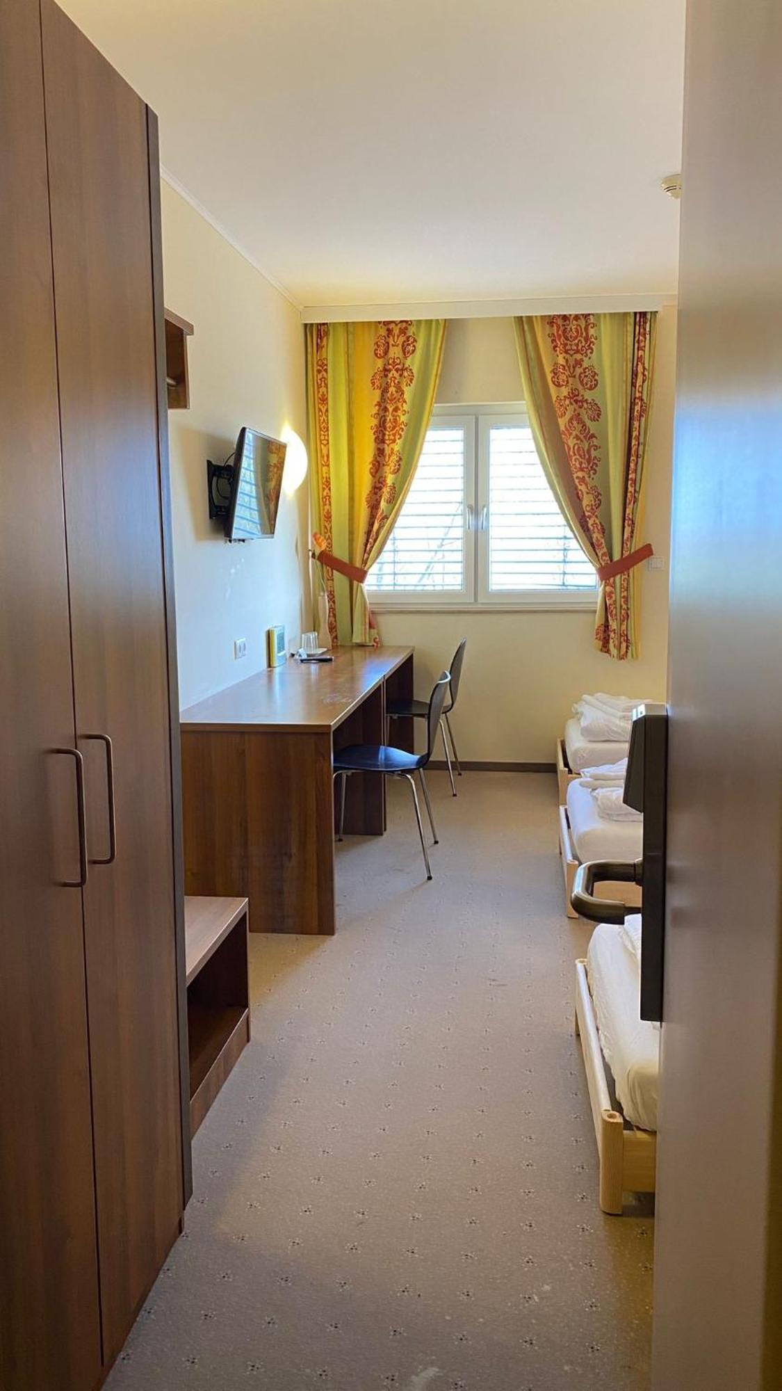 Hotel Weinland Donnerskirchen Pokoj fotografie
